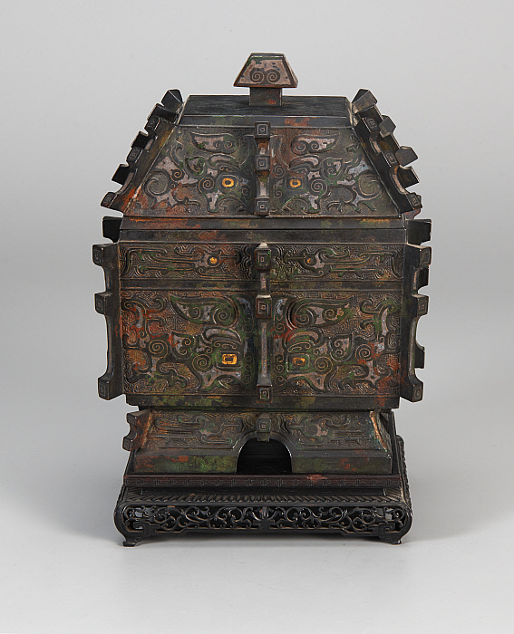 Fang i "rectangular sacrifical vessel," Chang type Slider Image 5